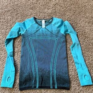 Ivivva sz 10 girls (Lululemon) long sleeve top